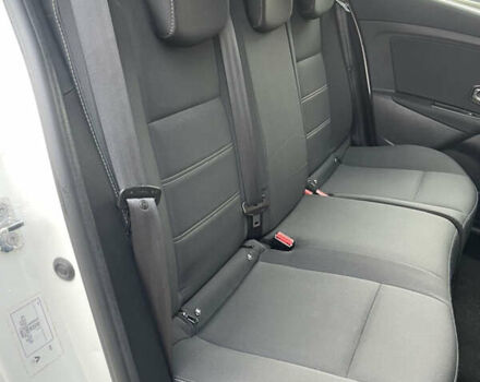 Белый Рено Меган, объемом двигателя 1.5 л и пробегом 197 тыс. км за 8900 $, фото 25 на Automoto.ua