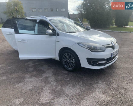 Рено Меган 2015 в Ровно на Automoto.ua Белый Рено Меган, объемом двигателя 1.5 л и пробегом 167 тыс. км за 9199 $, фото 19 на Automoto.ua