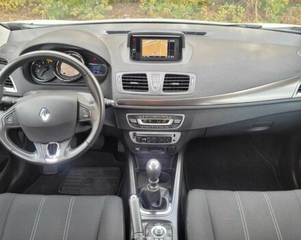 Білий Рено Меган, об'ємом двигуна 1.5 л та пробігом 125 тис. км за 10400 $, фото 8 на Automoto.ua