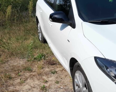 Белый Рено Меган, объемом двигателя 1.44 л и пробегом 206 тыс. км за 8900 $, фото 2 на Automoto.ua