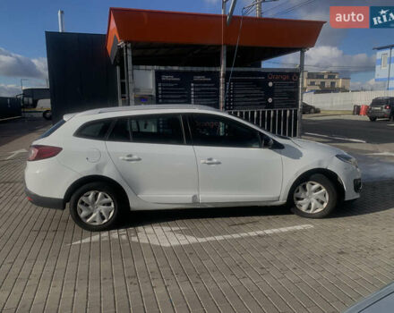 Белый Рено Меган, объемом двигателя 1.5 л и пробегом 362 тыс. км за 7799 $, фото 5 на Automoto.ua