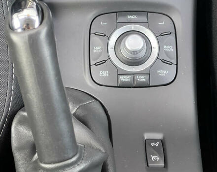 Белый Рено Меган, объемом двигателя 1.5 л и пробегом 196 тыс. км за 9500 $, фото 19 на Automoto.ua