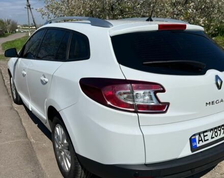 Белый Рено Меган, объемом двигателя 1.5 л и пробегом 290 тыс. км за 8799 $, фото 2 на Automoto.ua