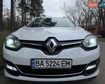 Белый Рено Меган, объемом двигателя 1.6 л и пробегом 246 тыс. км за 9900 $, фото 4 на Automoto.ua