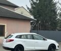 Белый Рено Меган, объемом двигателя 1.5 л и пробегом 150 тыс. км за 8000 $, фото 4 на Automoto.ua