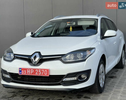 Белый Рено Меган, объемом двигателя 1.5 л и пробегом 196 тыс. км за 9500 $, фото 3 на Automoto.ua