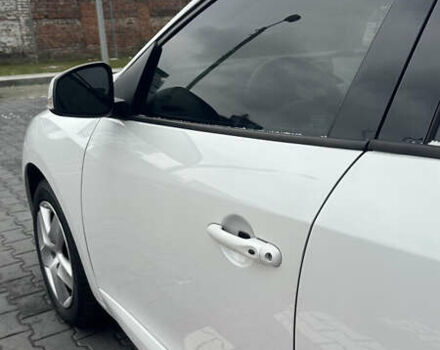 Белый Рено Меган, объемом двигателя 1.46 л и пробегом 320 тыс. км за 7999 $, фото 10 на Automoto.ua