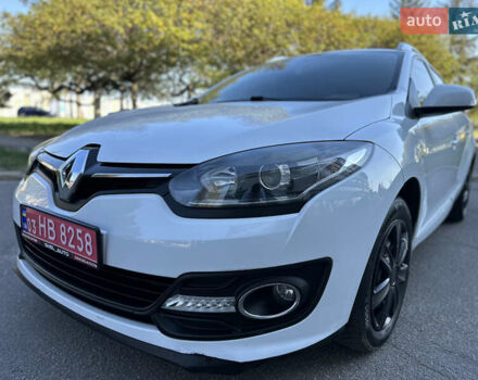 Белый Рено Меган, объемом двигателя 1.5 л и пробегом 165 тыс. км за 9500 $, фото 18 на Automoto.ua
