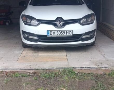 Белый Рено Меган, объемом двигателя 1.46 л и пробегом 269 тыс. км за 8900 $, фото 2 на Automoto.ua