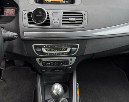 Белый Рено Меган, объемом двигателя 1.5 л и пробегом 278 тыс. км за 8900 $, фото 35 на Automoto.ua