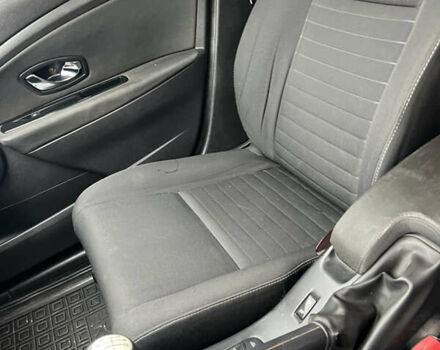 Белый Рено Меган, объемом двигателя 1.46 л и пробегом 206 тыс. км за 7300 $, фото 18 на Automoto.ua