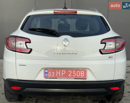 Белый Рено Меган, объемом двигателя 1.5 л и пробегом 113 тыс. км за 11500 $, фото 8 на Automoto.ua
