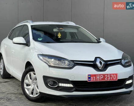 Белый Рено Меган, объемом двигателя 1.5 л и пробегом 197 тыс. км за 8900 $, фото 1 на Automoto.ua
