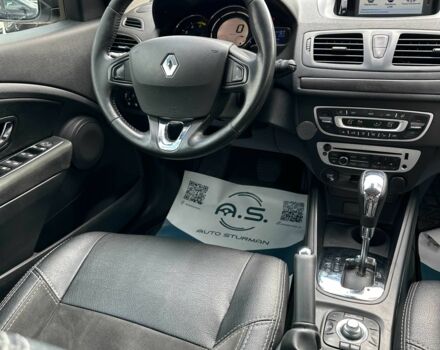 Белый Рено Меган, объемом двигателя 1.5 л и пробегом 226 тыс. км за 8900 $, фото 2 на Automoto.ua