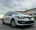 Белый Рено Меган, объемом двигателя 1.5 л и пробегом 187 тыс. км за 9000 $, фото 1 на Automoto.ua