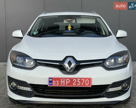 Белый Рено Меган, объемом двигателя 1.5 л и пробегом 196 тыс. км за 9500 $, фото 2 на Automoto.ua