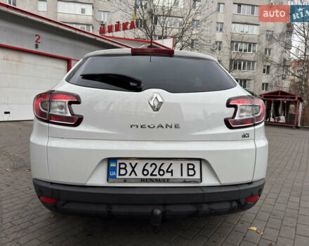 Белый Рено Меган, объемом двигателя 1.5 л и пробегом 278 тыс. км за 8900 $, фото 5 на Automoto.ua