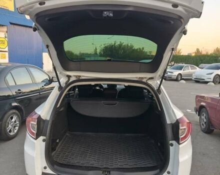 Білий Рено Меган, об'ємом двигуна 1.5 л та пробігом 245 тис. км за 8999 $, фото 9 на Automoto.ua