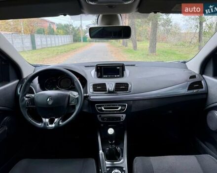 Белый Рено Меган, объемом двигателя 1.5 л и пробегом 205 тыс. км за 6999 $, фото 14 на Automoto.ua