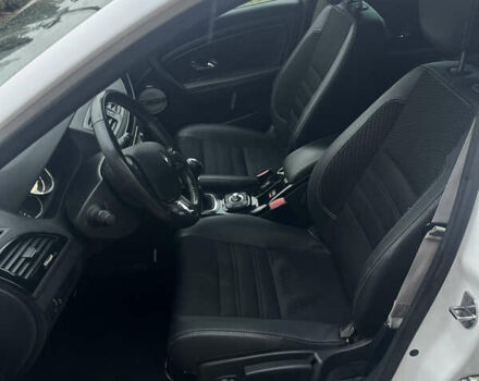 Білий Рено Меган, об'ємом двигуна 1.6 л та пробігом 214 тис. км за 9900 $, фото 58 на Automoto.ua