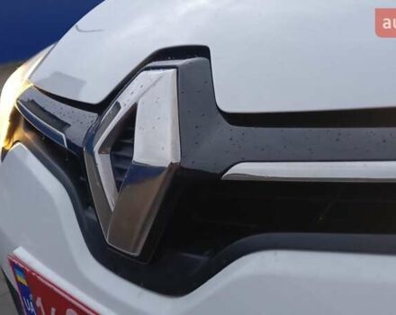 Белый Рено Меган, объемом двигателя 1.5 л и пробегом 149 тыс. км за 9600 $, фото 26 на Automoto.ua