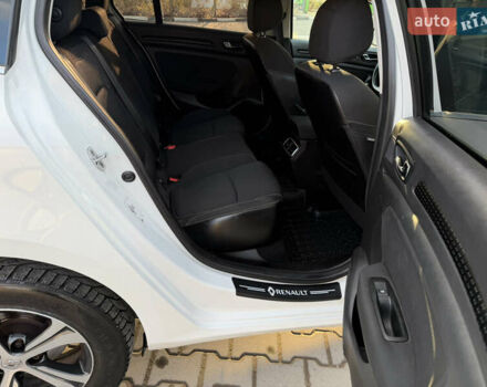 Белый Рено Меган, объемом двигателя 1.46 л и пробегом 227 тыс. км за 10900 $, фото 22 на Automoto.ua