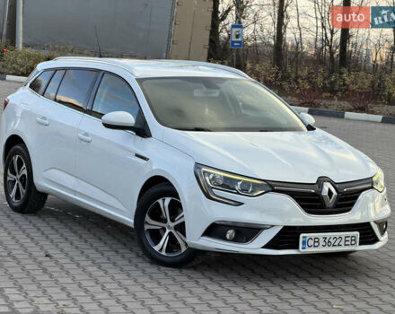 Белый Рено Меган, объемом двигателя 1.46 л и пробегом 227 тыс. км за 10900 $, фото 4 на Automoto.ua
