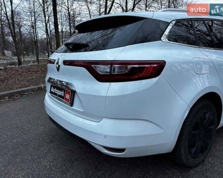 Белый Рено Меган, объемом двигателя 1.5 л и пробегом 233 тыс. км за 10990 $, фото 11 на Automoto.ua