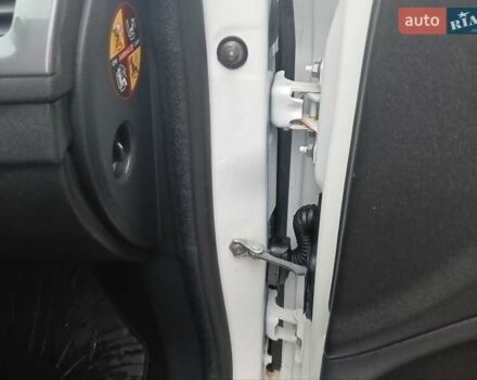 Белый Рено Меган, объемом двигателя 1.5 л и пробегом 149 тыс. км за 9600 $, фото 70 на Automoto.ua