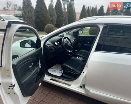 Білий Рено Меган, об'ємом двигуна 1.6 л та пробігом 214 тис. км за 9900 $, фото 60 на Automoto.ua