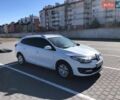Белый Рено Меган, объемом двигателя 1.5 л и пробегом 284 тыс. км за 8900 $, фото 11 на Automoto.ua