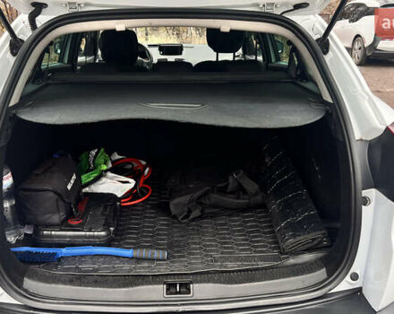 Білий Рено Меган, об'ємом двигуна 1.5 л та пробігом 294 тис. км за 9600 $, фото 12 на Automoto.ua