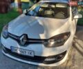 Белый Рено Меган, объемом двигателя 1.6 л и пробегом 230 тыс. км за 10500 $, фото 1 на Automoto.ua