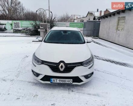 Білий Рено Меган, об'ємом двигуна 1.5 л та пробігом 251 тис. км за 10700 $, фото 5 на Automoto.ua
