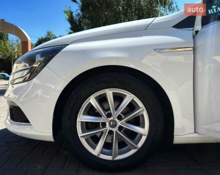 Білий Рено Меган, об'ємом двигуна 1.46 л та пробігом 293 тис. км за 12500 $, фото 15 на Automoto.ua