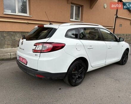 Белый Рено Меган, объемом двигателя 1.5 л и пробегом 279 тыс. км за 9950 $, фото 6 на Automoto.ua