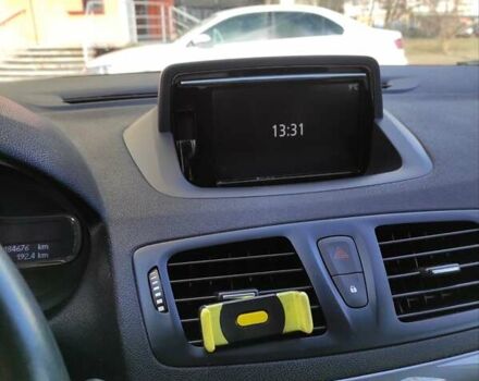 Белый Рено Меган, объемом двигателя 1.5 л и пробегом 300 тыс. км за 9000 $, фото 11 на Automoto.ua