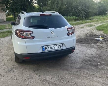Белый Рено Меган, объемом двигателя 1.6 л и пробегом 263 тыс. км за 11200 $, фото 2 на Automoto.ua