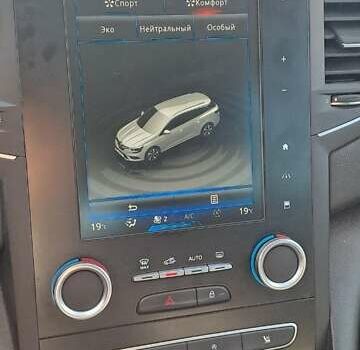 Белый Рено Меган, объемом двигателя 1.46 л и пробегом 303 тыс. км за 12000 $, фото 20 на Automoto.ua