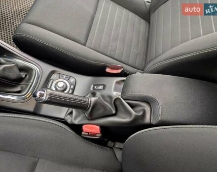 Белый Рено Меган, объемом двигателя 1.46 л и пробегом 202 тыс. км за 9500 $, фото 18 на Automoto.ua