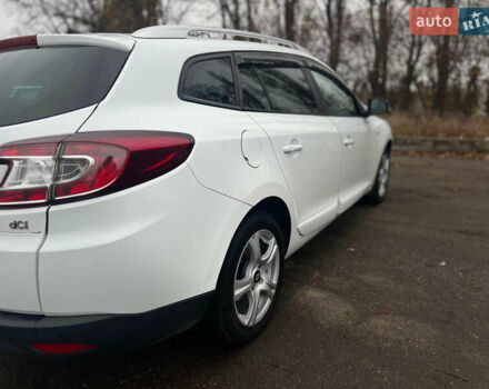 Білий Рено Меган, об'ємом двигуна 1.5 л та пробігом 294 тис. км за 9600 $, фото 3 на Automoto.ua
