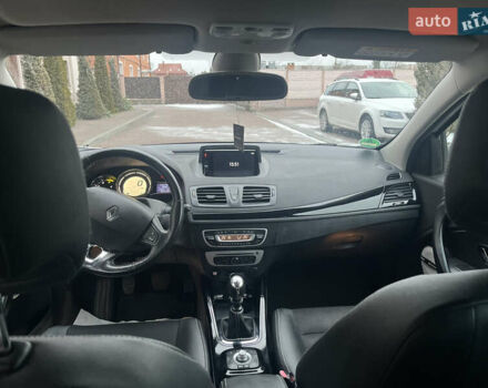 Білий Рено Меган, об'ємом двигуна 1.6 л та пробігом 214 тис. км за 9900 $, фото 64 на Automoto.ua