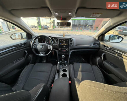 Белый Рено Меган, объемом двигателя 1.46 л и пробегом 227 тыс. км за 10900 $, фото 24 на Automoto.ua