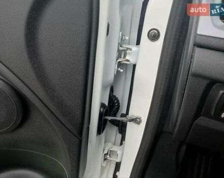 Белый Рено Меган, объемом двигателя 1.5 л и пробегом 149 тыс. км за 9600 $, фото 65 на Automoto.ua