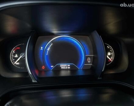 Белый Рено Меган, объемом двигателя 1.5 л и пробегом 233 тыс. км за 10990 $, фото 23 на Automoto.ua