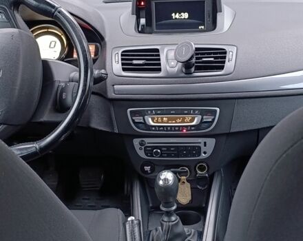 Білий Рено Меган, об'ємом двигуна 0 л та пробігом 302 тис. км за 9300 $, фото 5 на Automoto.ua