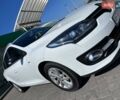 Белый Рено Меган, объемом двигателя 1.49 л и пробегом 240 тыс. км за 9400 $, фото 11 на Automoto.ua