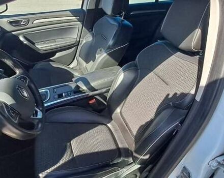 Белый Рено Меган, объемом двигателя 1.46 л и пробегом 303 тыс. км за 12000 $, фото 17 на Automoto.ua