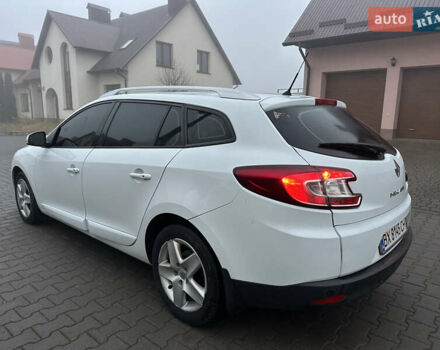 Белый Рено Меган, объемом двигателя 1.46 л и пробегом 206 тыс. км за 8650 $, фото 4 на Automoto.ua