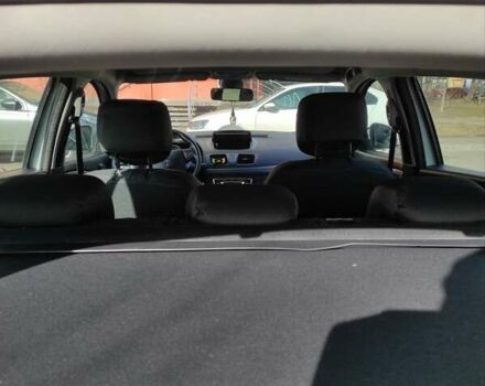 Белый Рено Меган, объемом двигателя 1.5 л и пробегом 300 тыс. км за 9000 $, фото 10 на Automoto.ua